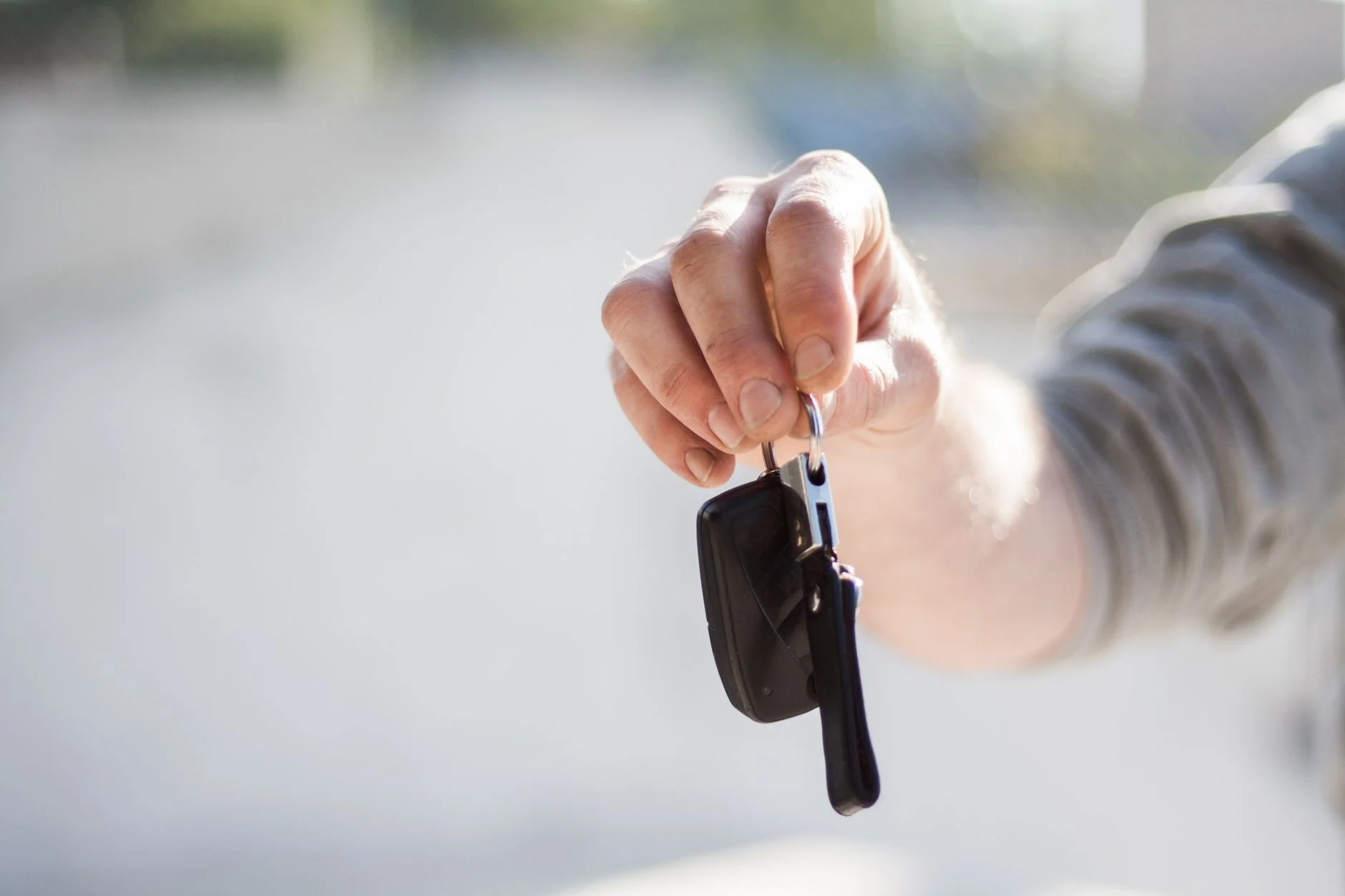 Cover Image for Best places to rent a car in Montreal, Toronto, and Vancouver
