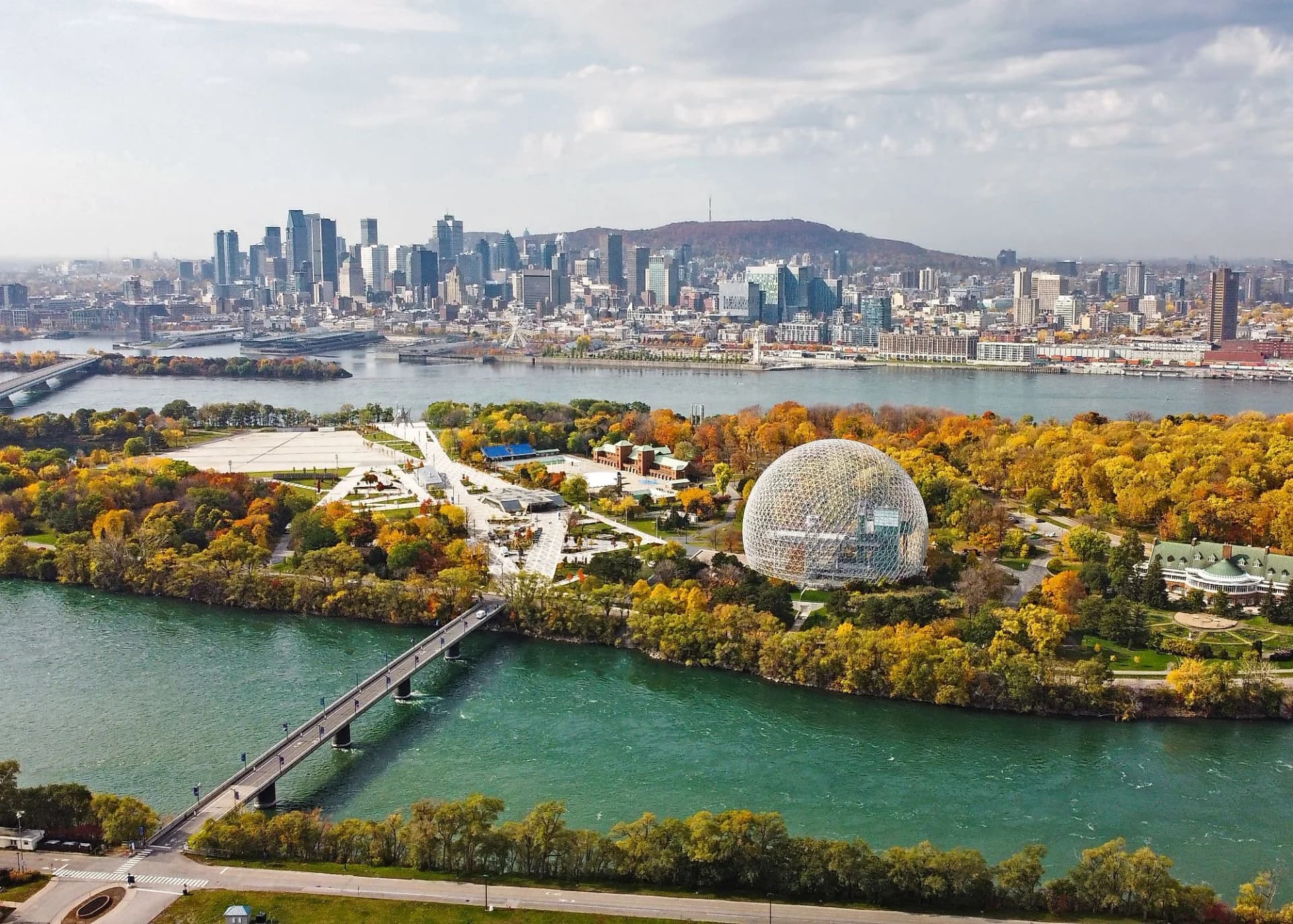 Cover Image for Vozo.ai: How Montreal’s Bilingual Culture Meets the Best Video Translation App