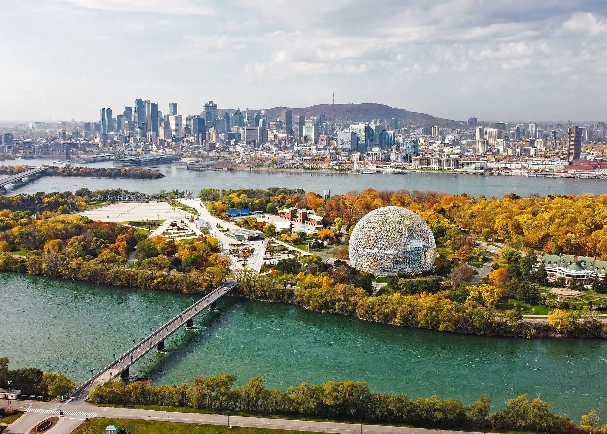 Cover Image for Montreal Tech Leaders Gather for AI Summit 2026