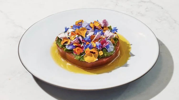 Cover Image for The best Michelin restaurant for fusion food in Montréal.