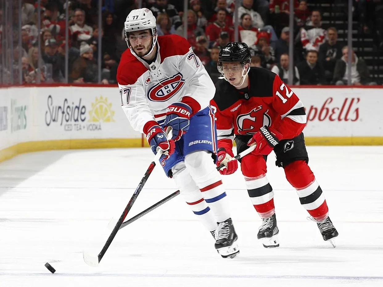 Cover Image for Canadiens Lose Kirby Dach to Injury Shakes Montréal