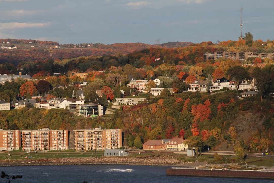 Cover Image for Build Canada Homes Partnership in Quebec Expands Housing