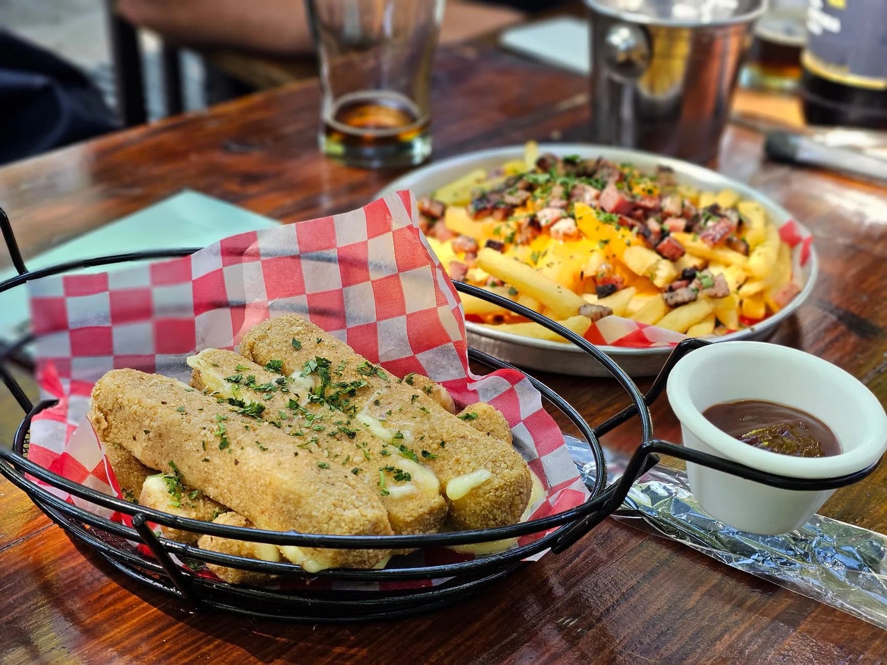 Cover Image for La Poutine Week Montreal 2026 Opens Feb 1 Across Montreal Restaurants
